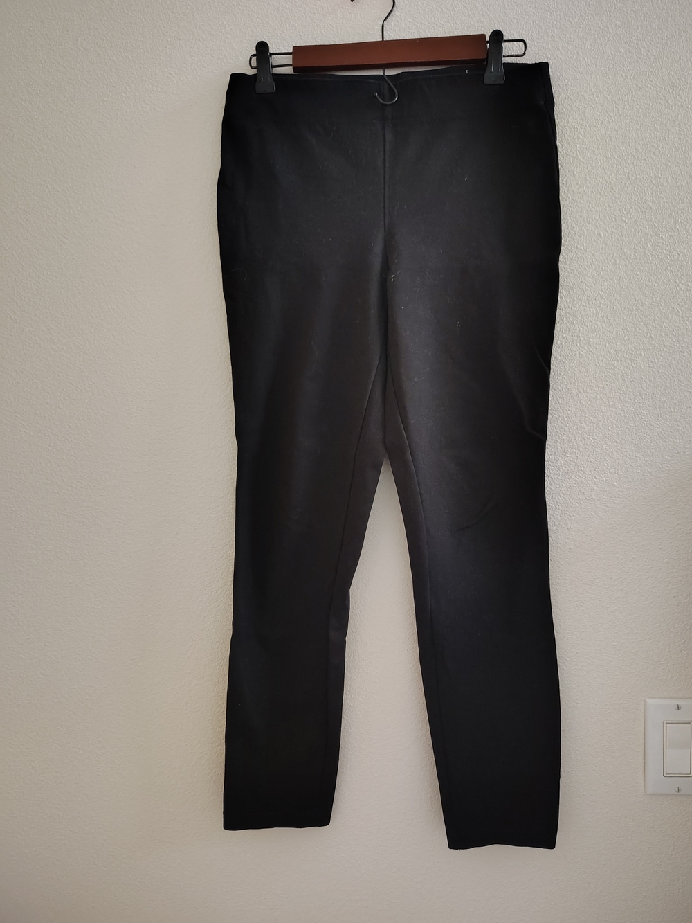 Max Studio Black Stretch Pull-On Leggings